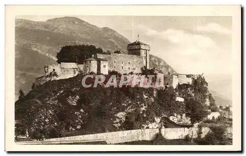 Ansichtskarte AK Lourdes Le Chateau Fort et le haut du Pic du Jer