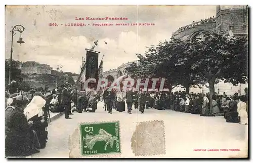 Ansichtskarte AK Lourdes Procession devant les piscines