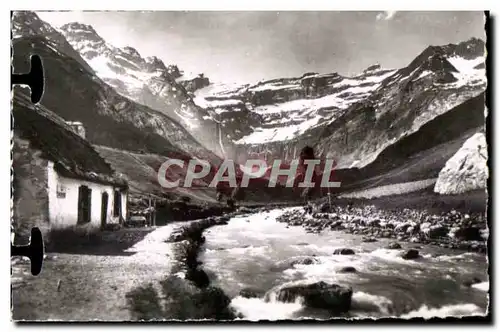 Cartes postales moderne Gavarnie Le Gave et le Cirque