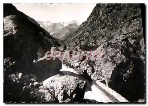 Cartes postales moderne Gavarnie le Chaos