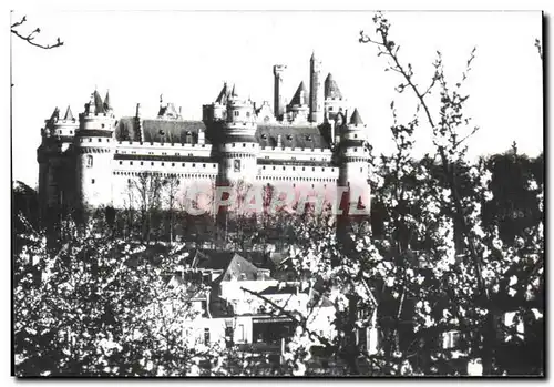 Cartes postales moderne Le chateau de pierrefonds ensemble a l ouest