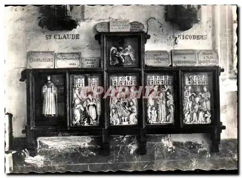 Cartes postales moderne Plouha chapelle de kermaria an lsquit le retable en albatre dorigine anglaise vesiecle