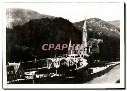 Cartes postales moderne Lourdes la basilique