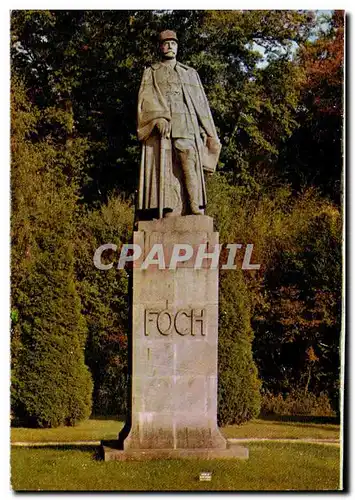 Cartes postales Compiegne monument du marechal foch Militaria