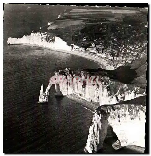 Cartes postales moderne En Normandie Etretat Vue Aerienne Les Portes et l&#39Aiguille