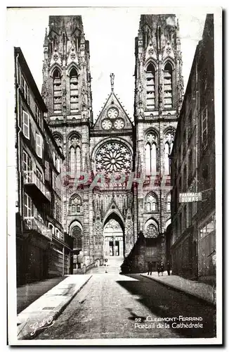 Cartes postales Clermont Ferrand Portail de la Cathedrale