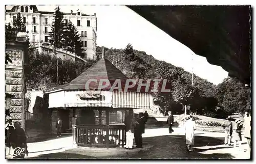 Cartes postales Chatelguyon Dans le Parc Source Suzanne