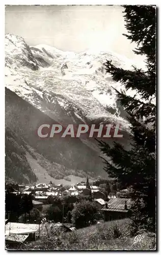 Ansichtskarte AK Chamonix mont blanc vue generale et le masslf du mont blane