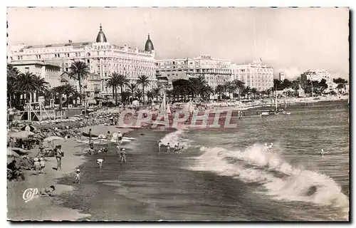 Cartes postales Cannes la plage de la croisette