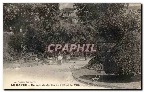 Cartes postales Le Havre Un Coin Du Jardin de l&#39Hotel De Ville