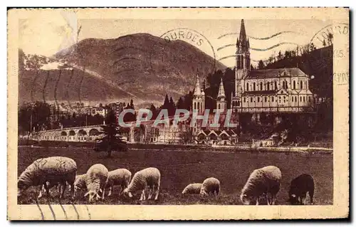 Cartes postales Lourdes La basilique et le pic de Jer