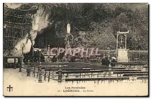 Cartes postales Lourdes Les Pyrenees La Grotte