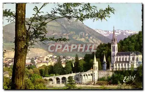 Ansichtskarte AK Lourdes La Basilique et le Pic du Jer