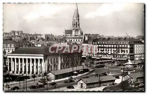 Cartes postales Nantes La Bourse la Placde du Commerce et le clocher de l&#39Eglise Saint Nicolas