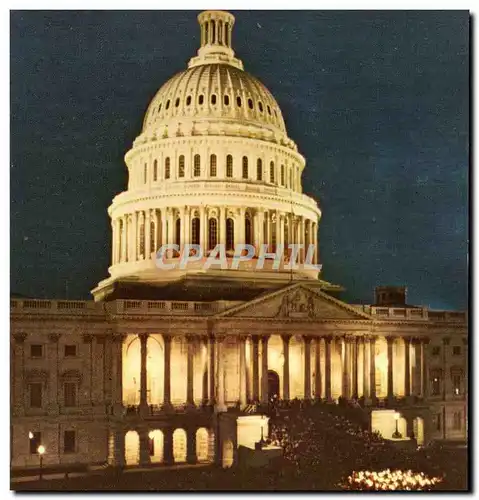 Cartes postales The Capitol at Night A night view of the East Front of the Capitol taken during a concert by the