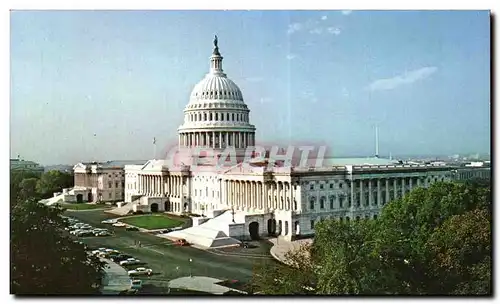 Cartes postales United States Capitol Sharp against the skyline on a hilltop stands the National Capitol