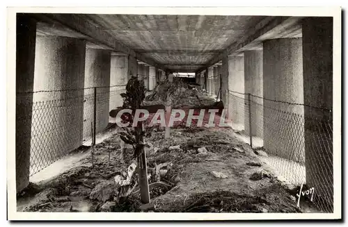 Ansichtskarte AK Verdun Interieur de la Tranchee des Baionnettes