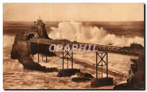 Ansichtskarte AK Biarritz Rocher de la Vierge Effet de Mer