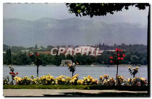 Cartes postales Geneve Les Quais fleuris et le Palais des Nations