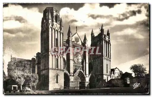 Ansichtskarte AK Poitiers La Cathedrale Saint Pierre