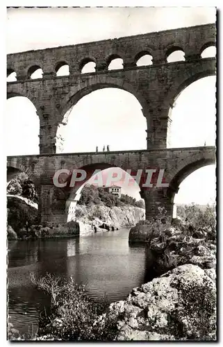 Cartes postales Le Pont Du Aqueduc romain