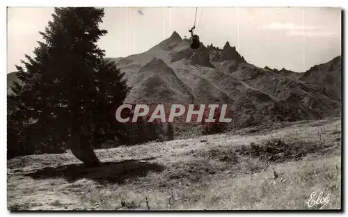 Cartes postales Puy de Sancy Une cabine du teleferique en route vers le sommet Mont Dore