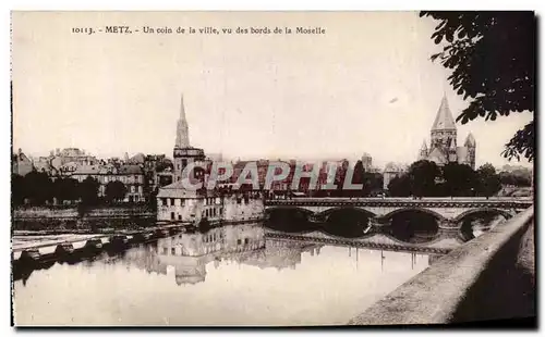 Cartes postales Metz un coin de la Ville vu des bords de la Moselle