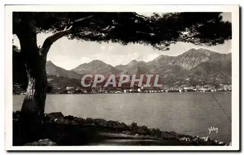 Ansichtskarte AK La Douce Frnace Cote D&#39Azur Menton la ville vue du cap Martin