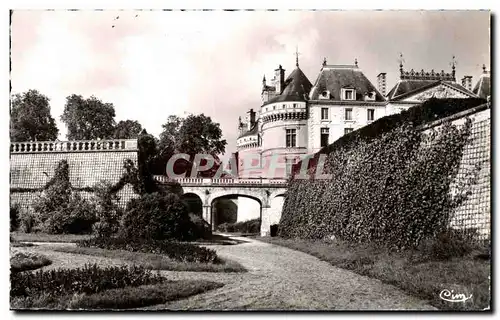 Cartes postales Le Lude Le Chateau et les Douves