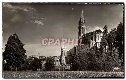 Ansichtskarte AK Lourdes La Basilique et le Chateau Fort