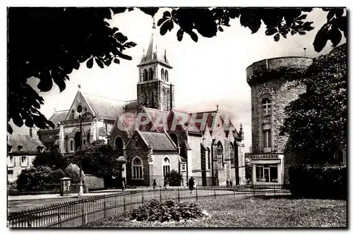 Cartes postales Laval La Cathedrale Et La Porte Beucheresse