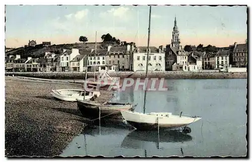 Cartes postales Binic Vue des quais a maree haute Bateaux