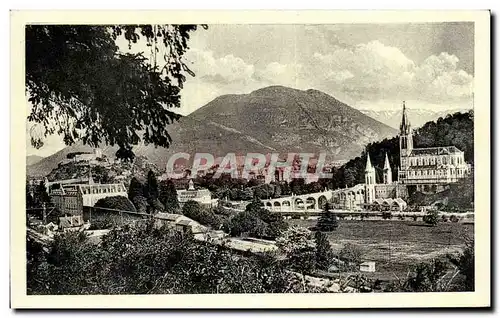 Cartes postales Lourdes La Basilique et le Pic du Jer