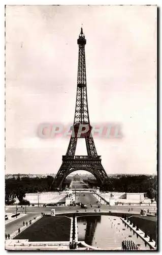 Cartes postales Paris La Tour Eiffel et Bassins de Chaillot