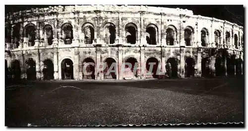 Cartes postales Nimes Les Arenes Romaines Vues La Nuit