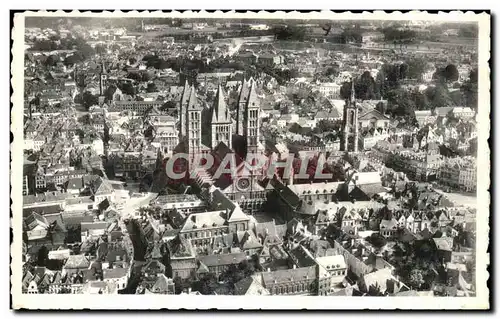 Cartes postales Tournal Cathedrale et Beffroi