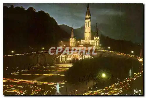 Cartes postales moderne Lourdes La Procession aux flambeaux