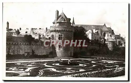 Cartes postales Vannes La Tour du Connetable et les Remparts