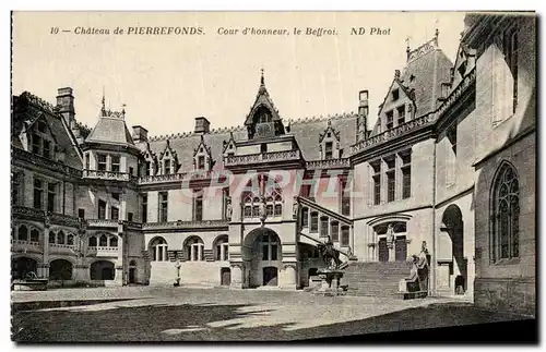 Ansichtskarte AK Chateau de Pierrefonds Cour d&#39honneur le Beffroi