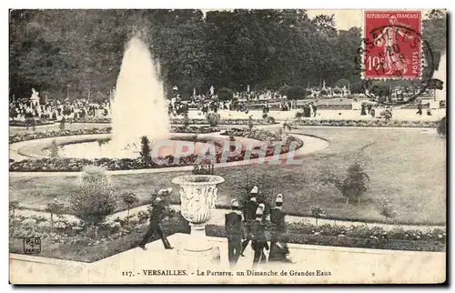 Cartes postales Versailles Le Parterre un Dimanche de Grandes Eaux