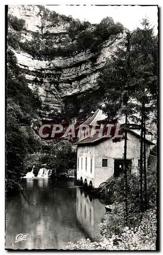 Cartes postales L&#39usine electrique de la source de la Loue