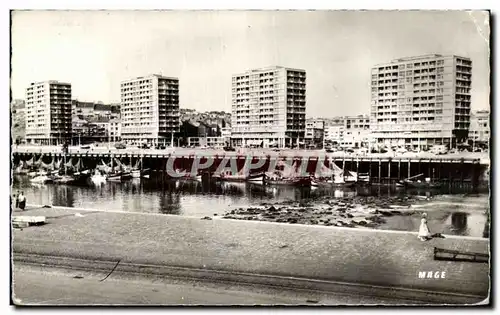 Cartes postales Boulogne Sur Mer Le Port Les Buildings