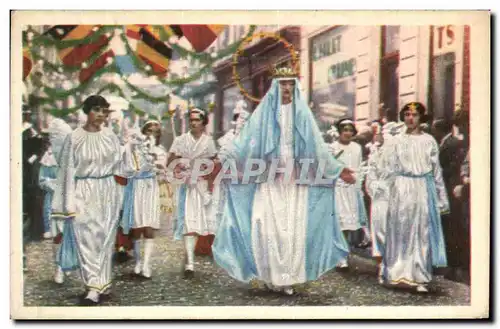 Image Collection de Folklore Belge Cote d&#39or Huy La procession des fetes mariales La couronne d&#