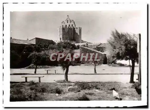 Cartes postales moderne Les Saintes Maries De la Mer L&#39Eglise Fortifiee