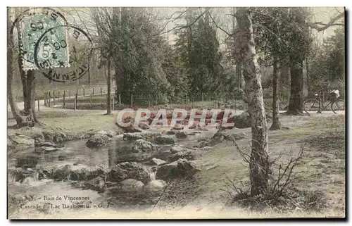 Cartes postales Bois de Vincennes Cascade du lac de Daumemil Velo