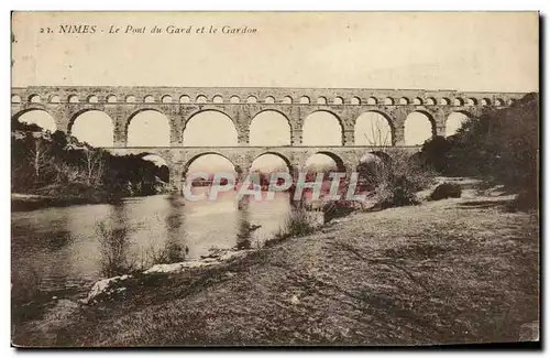 Ansichtskarte AK Nimes Le Pont du Gard et le Gardon