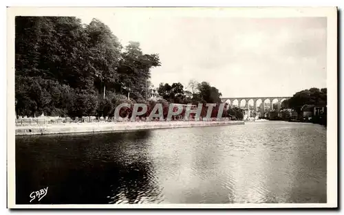 Ansichtskarte AK Morlaix La Riviere et le Viaduc