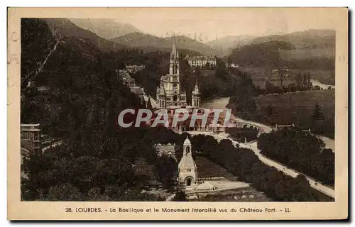Cartes postales Lourdes La Basilique Et Le Monument Interallie Vus Du Chateau Foet