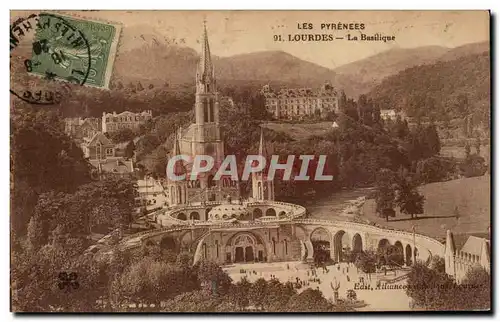 Cartes postales Lourdes La Basilique Vue Plongeante