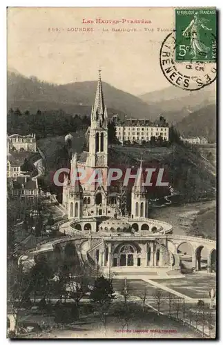 Cartes postales Lourdes La Basilique Vue Plongeante